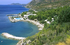 Loutraki - Hotelanlage am Meer